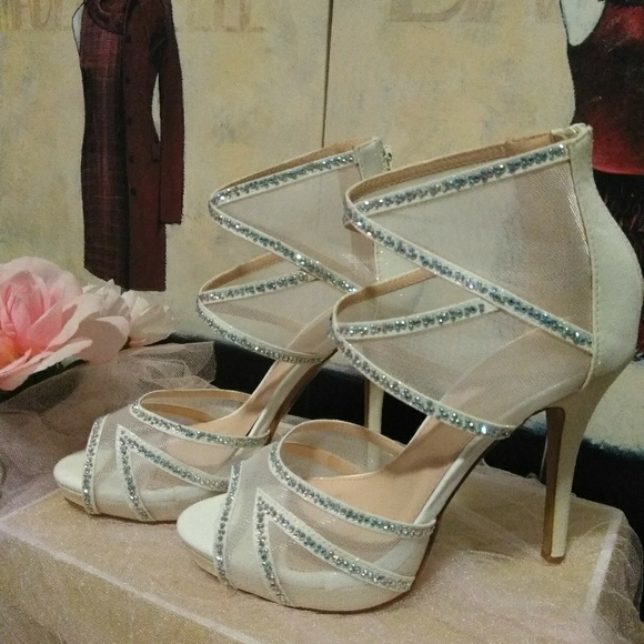 High hells - Picture 3 of 4